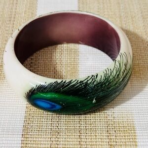 Peacock Feather Resin Bangle Bracelet - White and Green